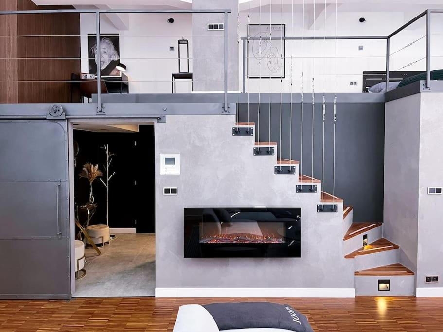 The Factory Loft Prague Apartment Luaran gambar