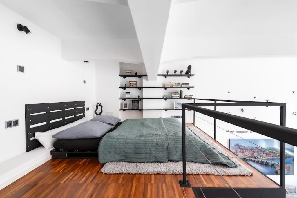 The Factory Loft Prague Apartment Luaran gambar